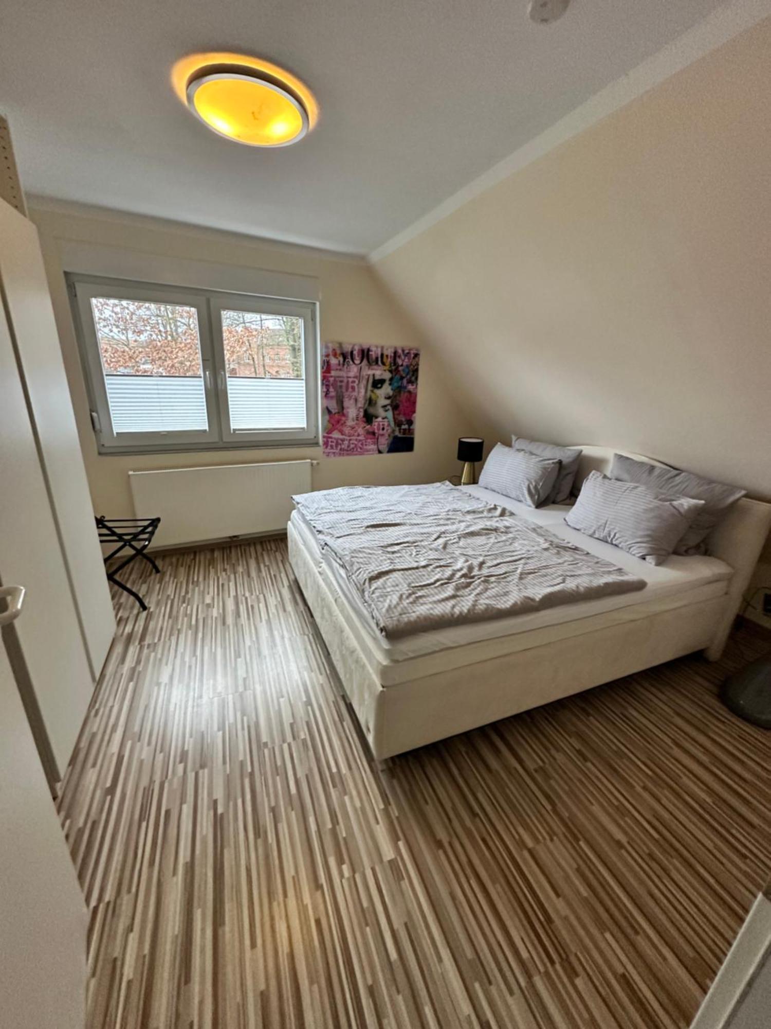 Zwei Ferienwohnungen Anker Max 5 Personen & Leuchtturm Max 4 Personen, Direkt In Steinhude Scheunenviertel, Balkon, Wlan , Privater Parkplatz, Wallbox Ngoại thất bức ảnh